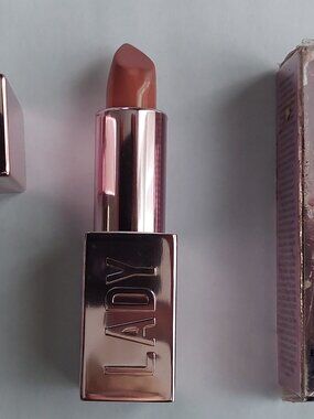 Too Faced Lady Bold Em-Power Pigment Lipstick 03 I'M THRIVING 0.14 oz NIB